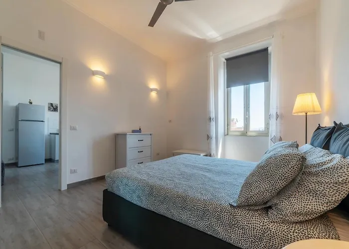 Guesthost - San Lorenzo Functional Flat
